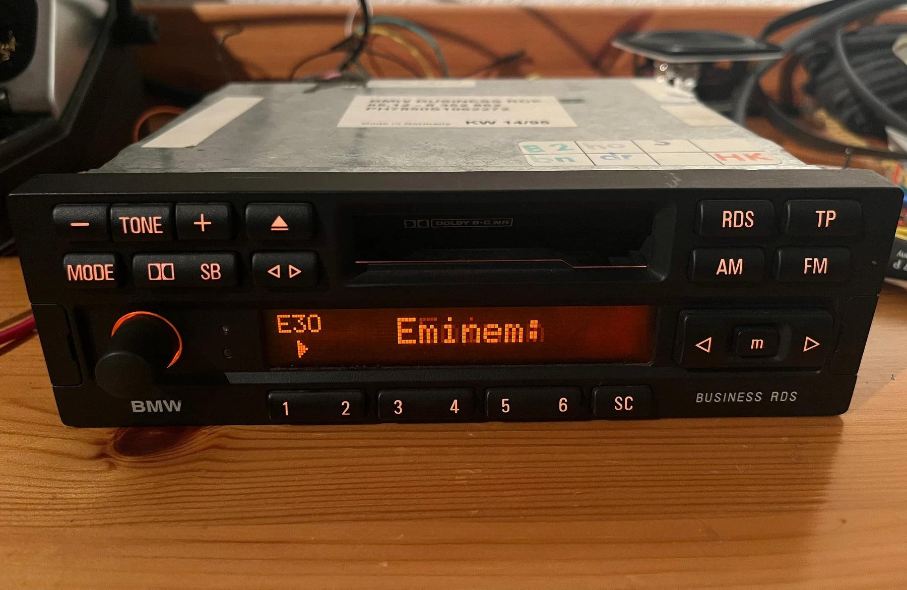 BMW Business RDS radio with illuminated display and song information on Keno’s workbench